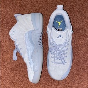 Jordan Wolf grey 12 lows